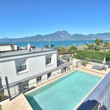South Apartment With Pool Torri Del Benaco Esterno foto