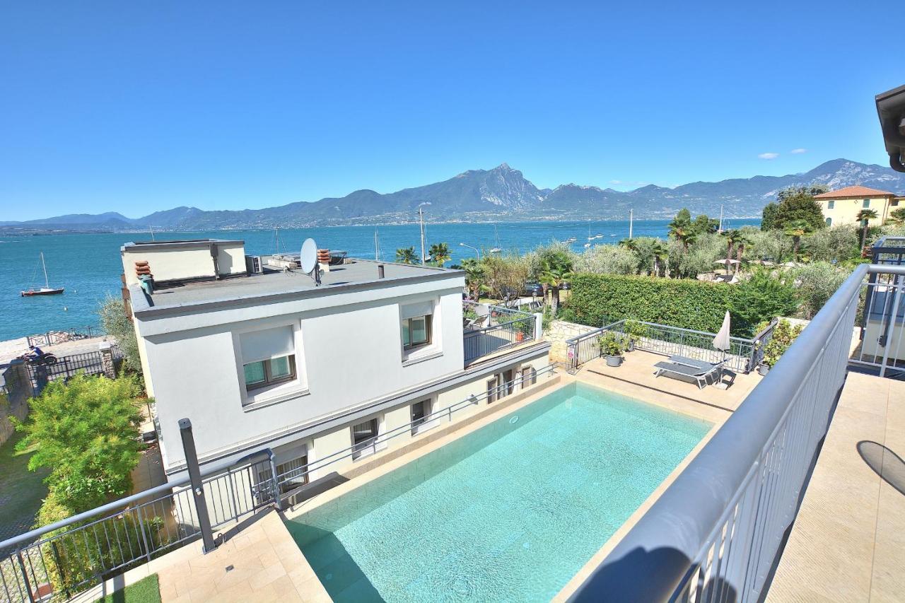 South Apartment With Pool Torri Del Benaco Esterno foto